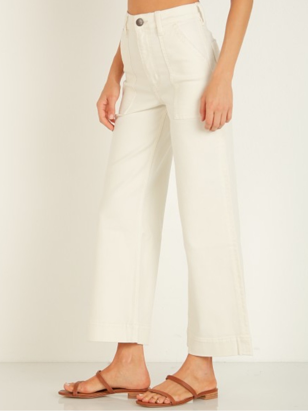 Wrangler Utility Crop Jeans in Bone